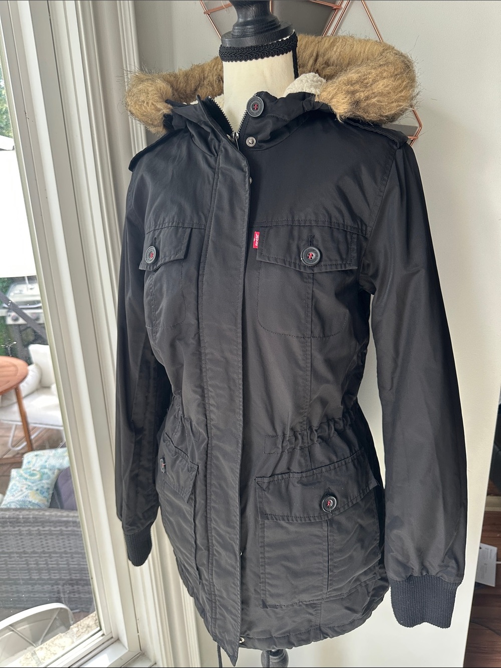 LEVI’S Women's Black Hooded Parka Jacket Field Coat Faux Fur Trim Size Small
